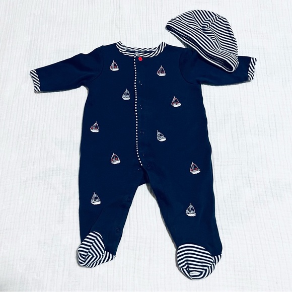 Little Me “Sailboats” Footed One-Piece and Coordinating Hat Set, Size 3M - Picture 4 of 7